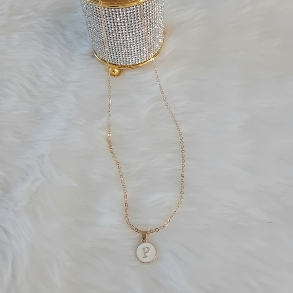 Very light P lecklace for dinner movies and more - Picture 4 of 4